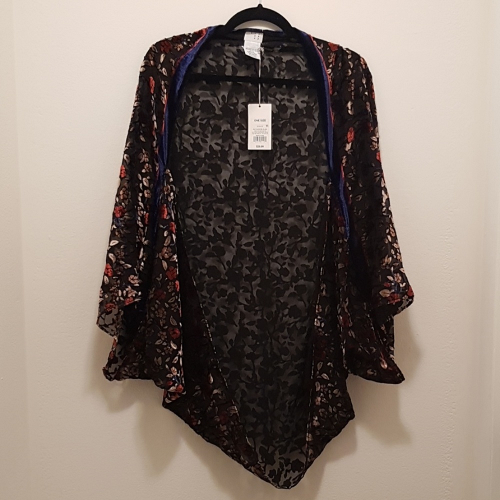 NWT A New Day Kimono Floral Wrap